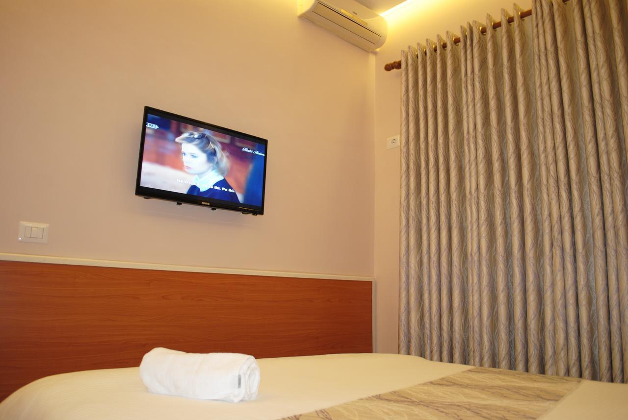 Hotel Palma Tirana Exterior foto